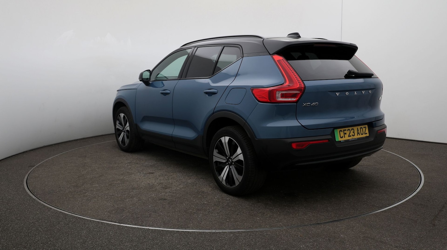 Used Volvo XC40 2023 for sale - 76808917: Photo 55