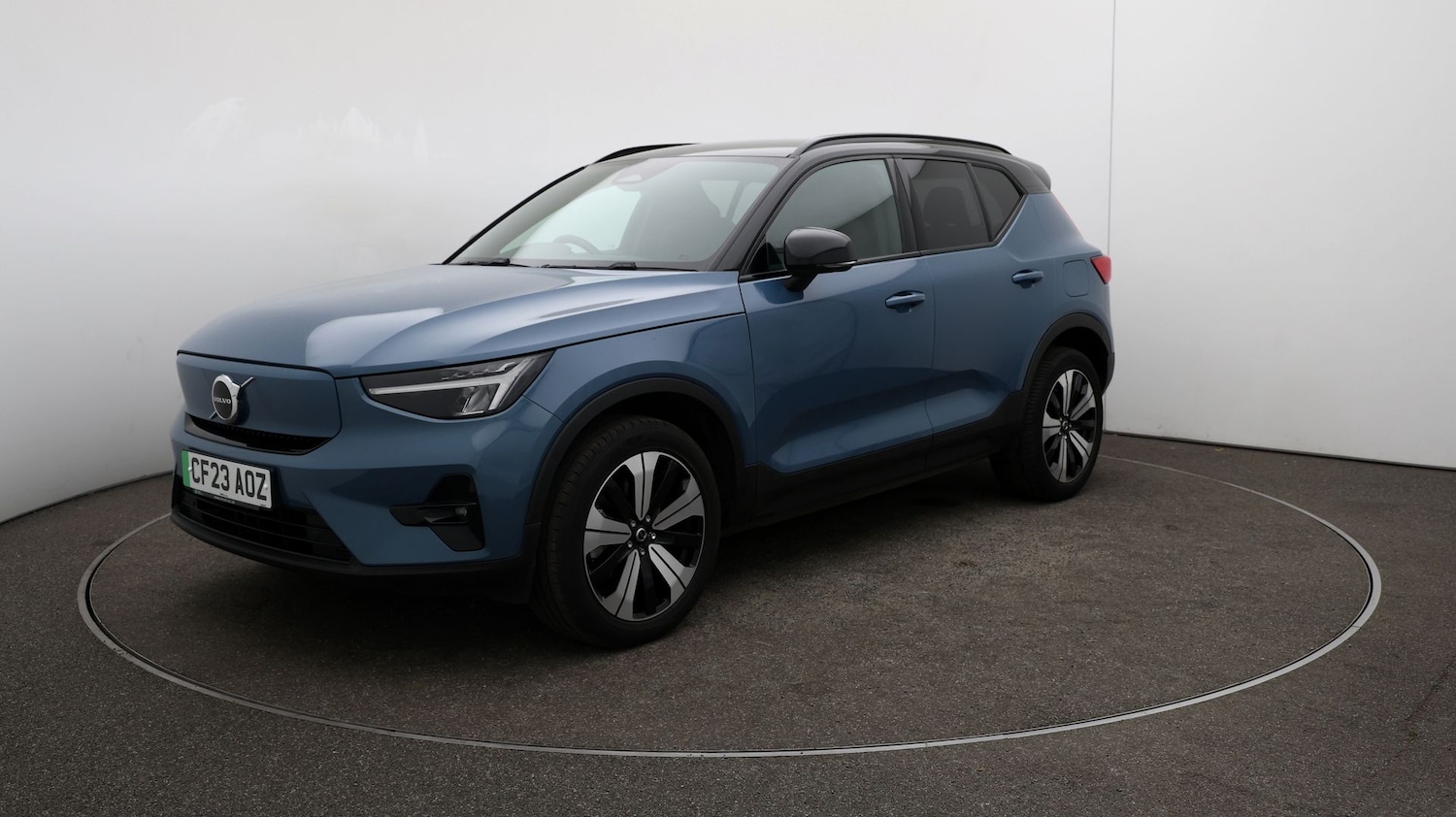 Used Volvo XC40 2023 for sale - 76808917: Photo 62