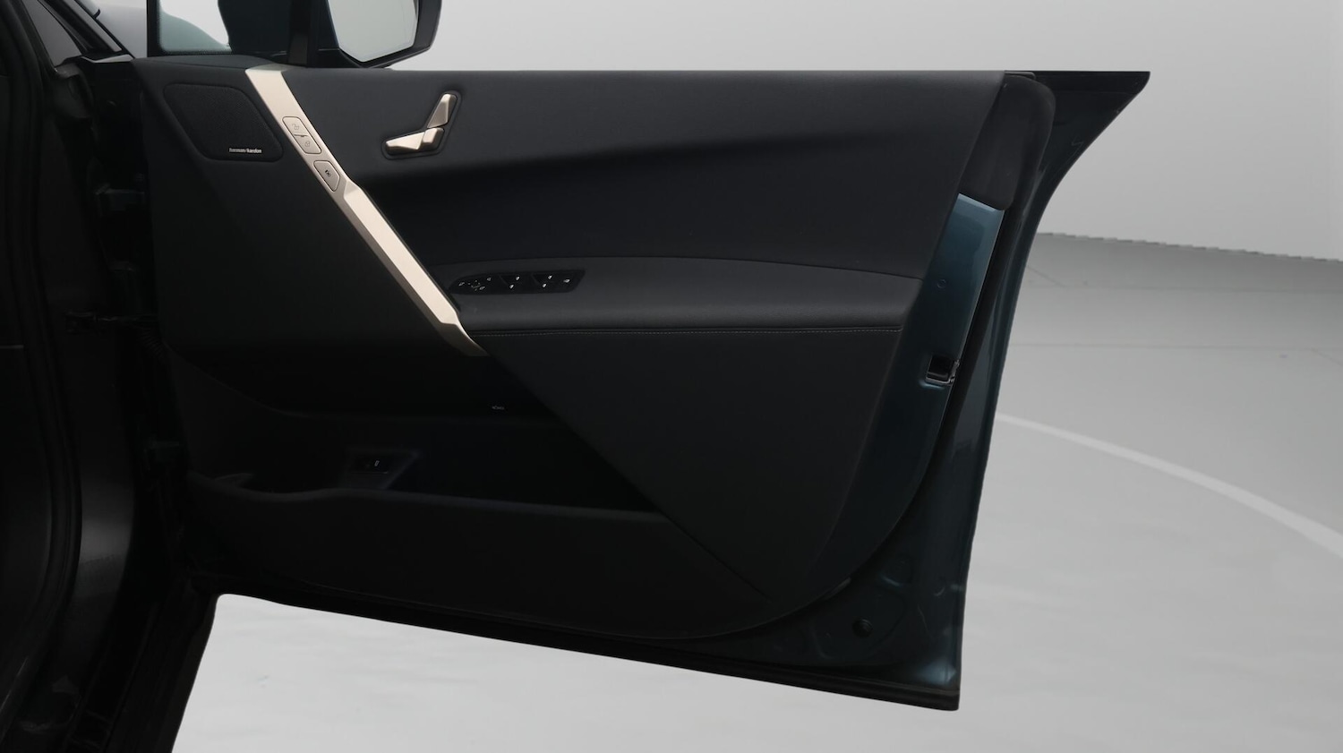 Used BMW iX 2023 for sale - 76735346: Photo 16