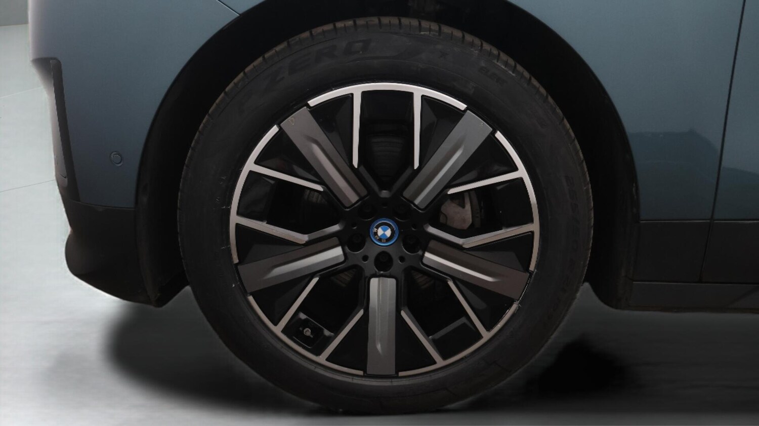 Used BMW iX 2023 for sale - 76735346: Photo 19