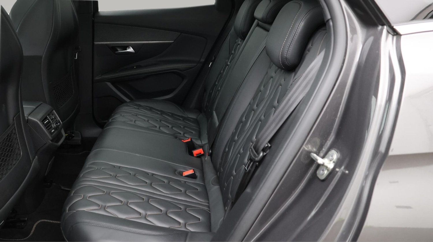 Used Peugeot 3008 2019 for sale - 76659099: Photo 17