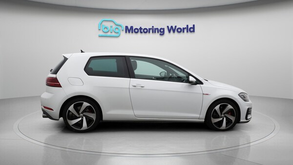 Used Volkswagen Golf 2019 for sale - 76072758: Photo 9