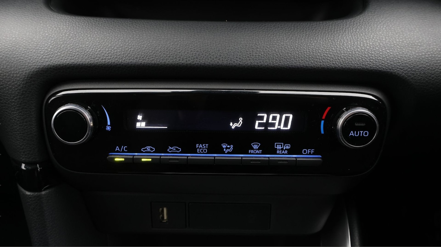 Used Toyota Yaris 2023 for sale - 77631137: Photo 12