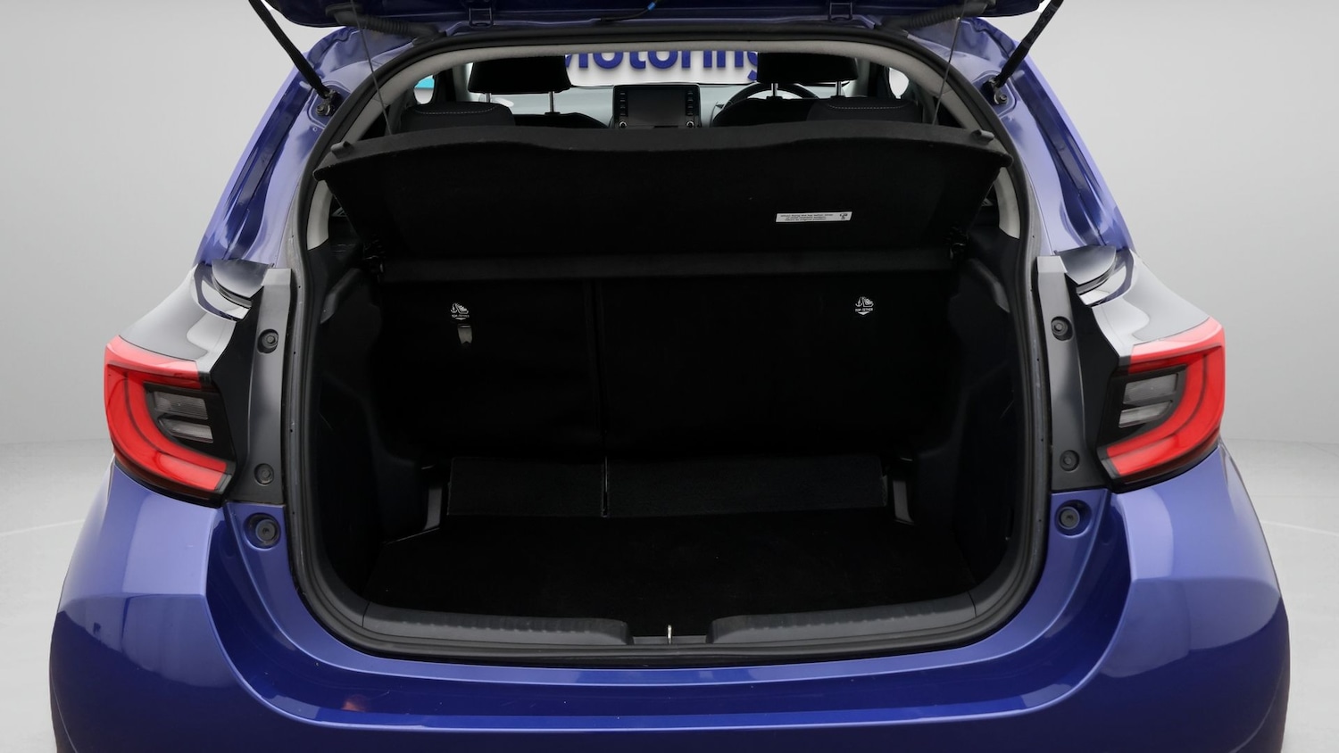 Used Toyota Yaris 2023 for sale - 77631137: Photo 17