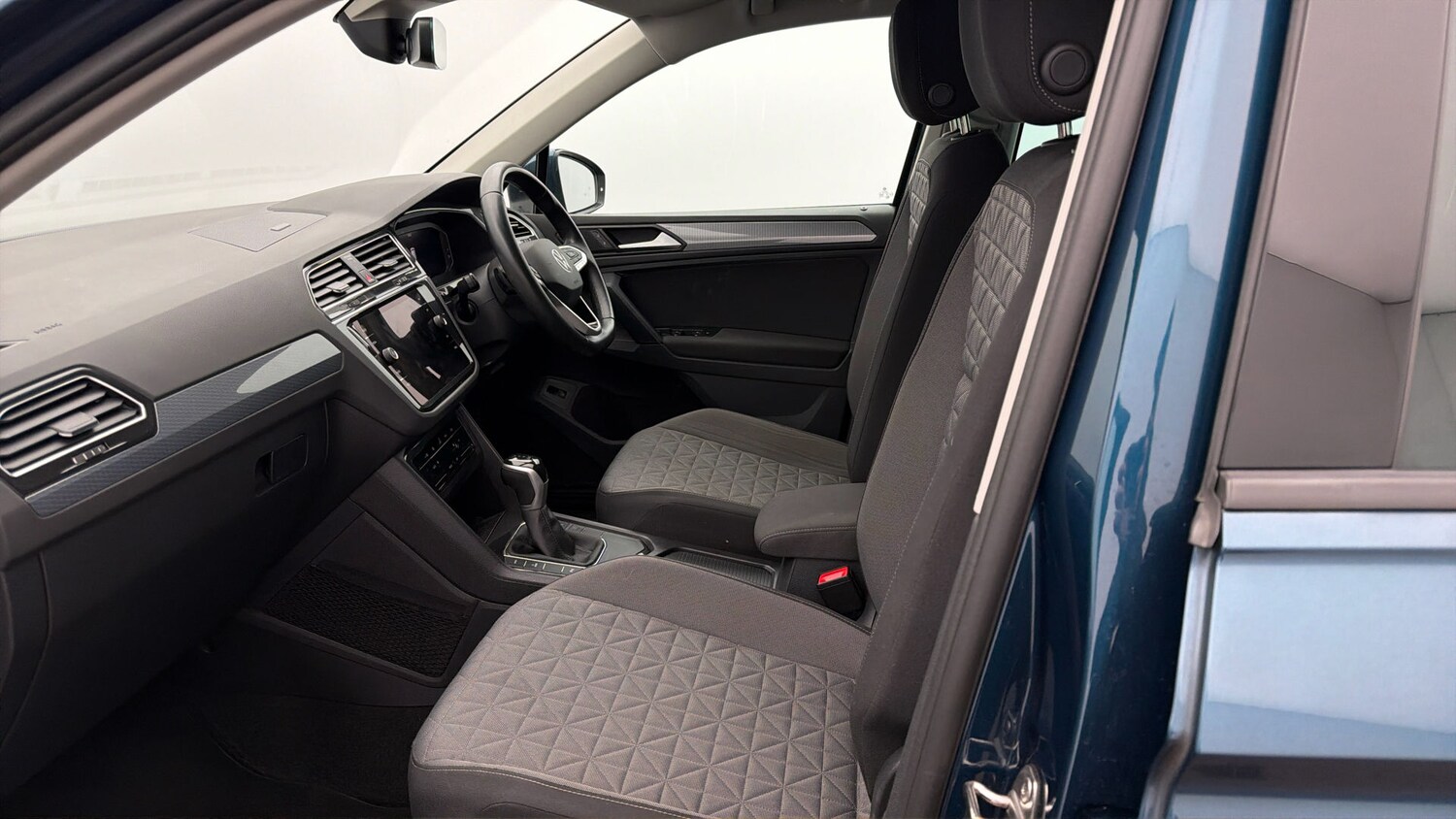 Used Volkswagen Tiguan 2022 for sale - 77931879: Photo 13