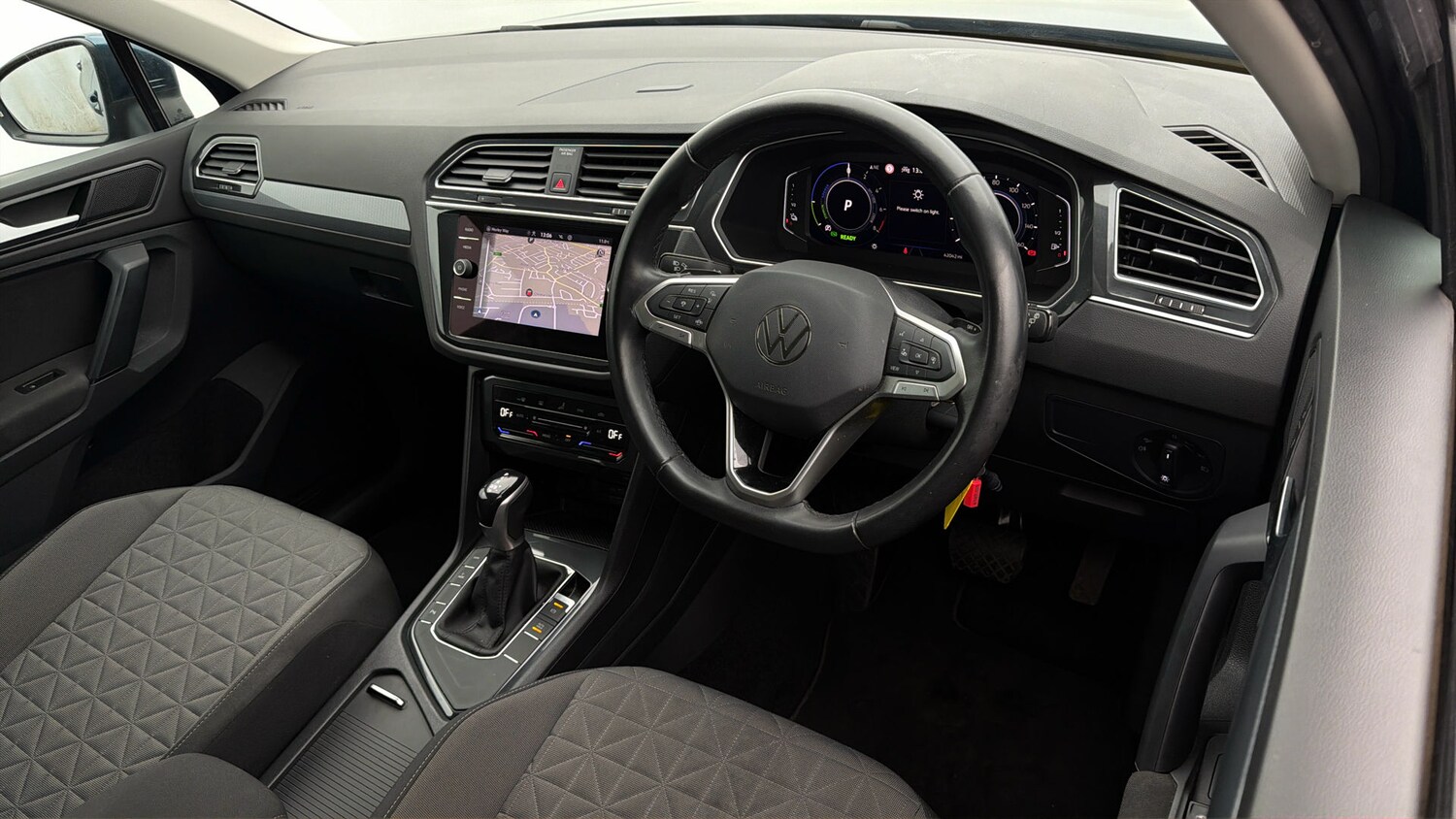 Used Volkswagen Tiguan 2022 for sale - 77931879: Photo 9