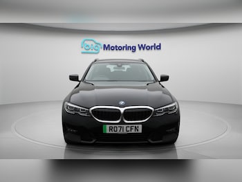 Used BMW 3 Series 2021 for sale - 76550160: Photo