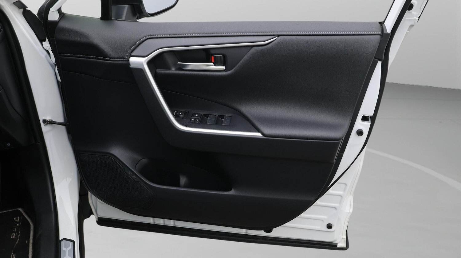 Used Toyota RAV4 2023 for sale - 76456728: Photo 16