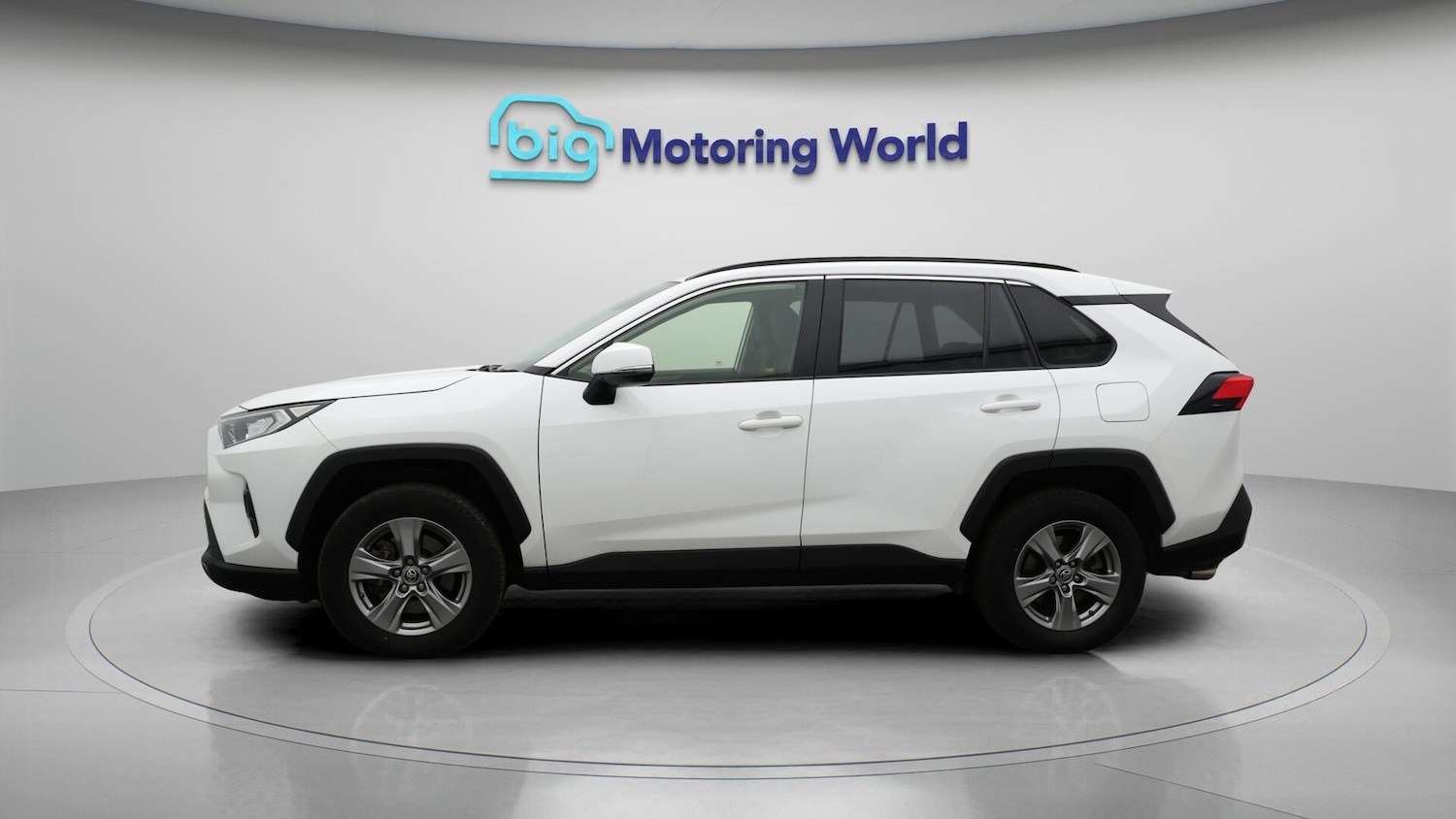 Used Toyota RAV4 2023 for sale - 76456728: Photo 5