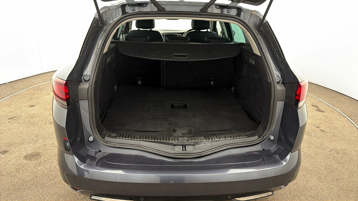 Used Renault Megane 2022 for sale - 77915808: Photo 16