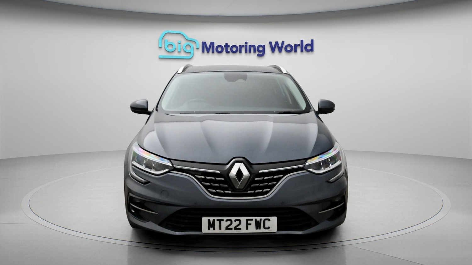 Used Renault Megane 2022 for sale - 77915808: Photo 2