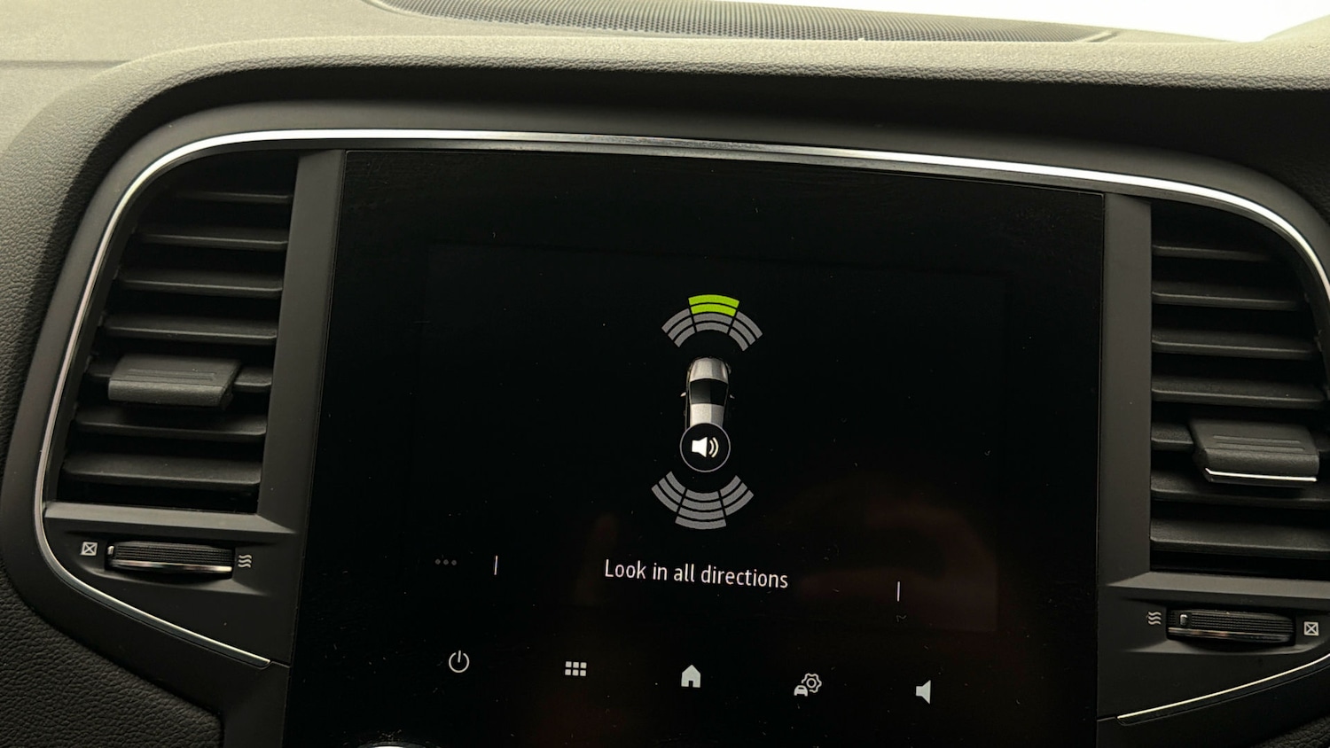 Used Renault Megane 2022 for sale - 77915808: Photo 25