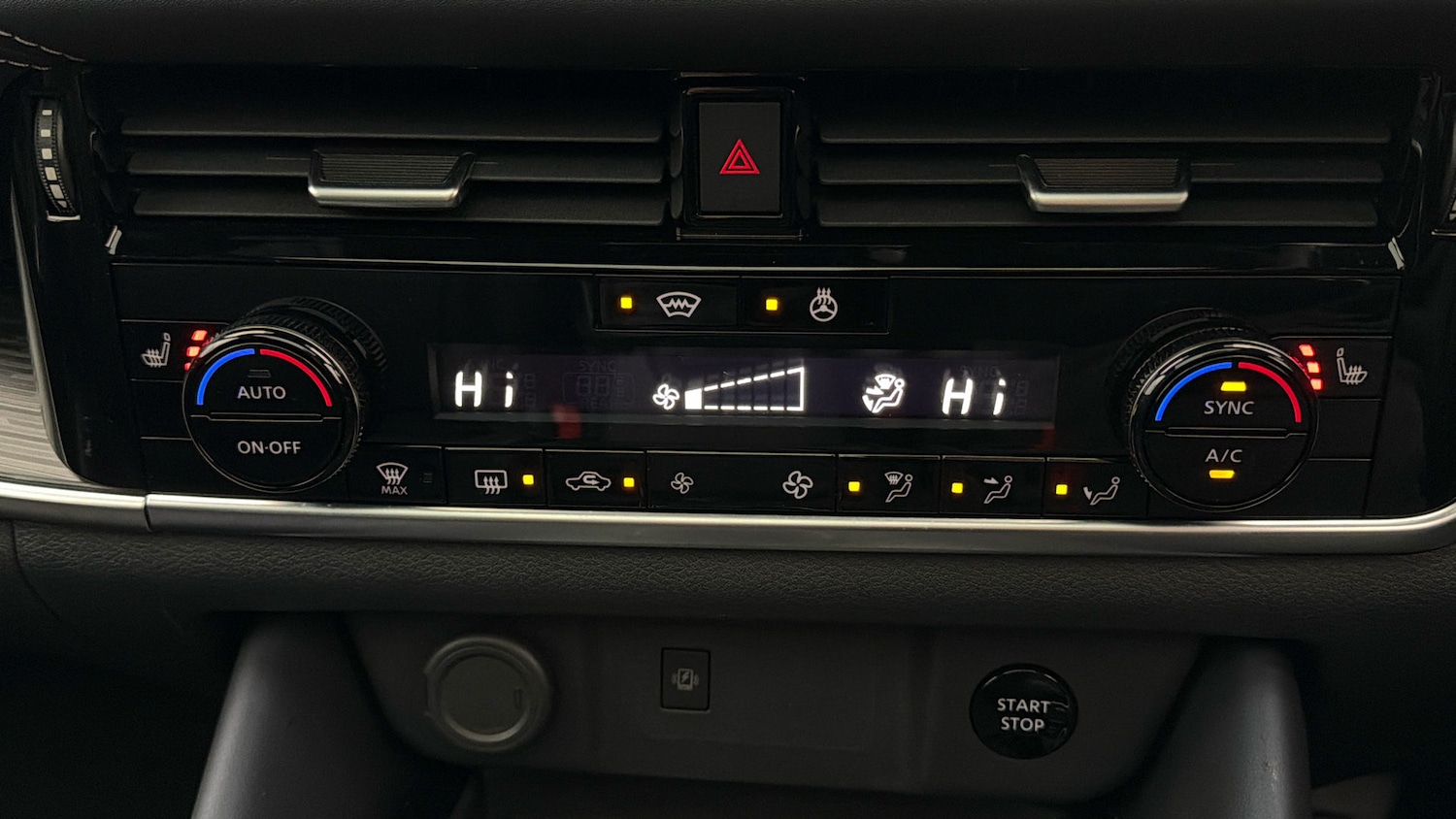 Used Nissan Qashqai 2024 for sale - 77797110: Photo 11