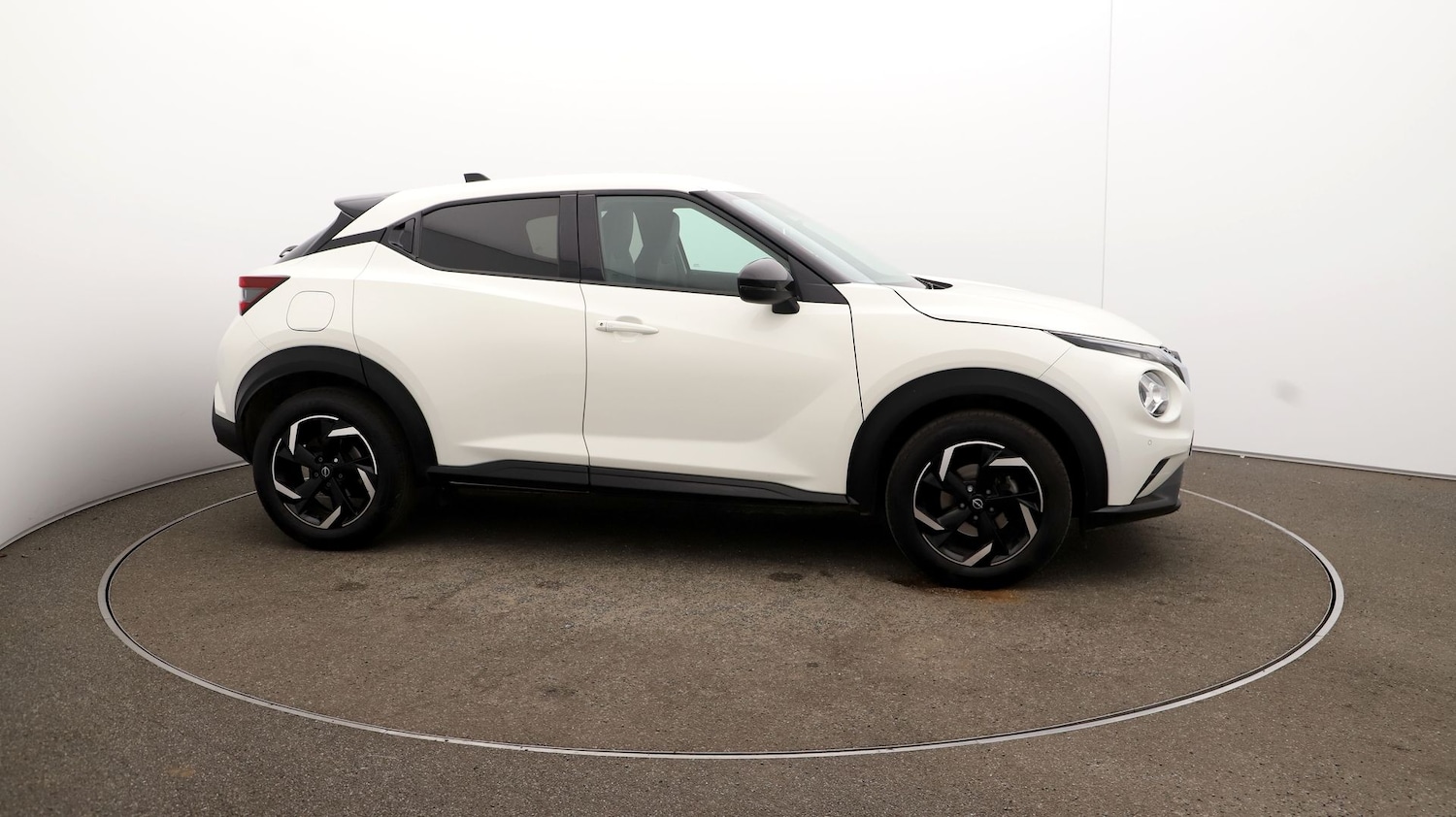 Used Nissan Juke 2023 for sale - 76853595: Photo 42