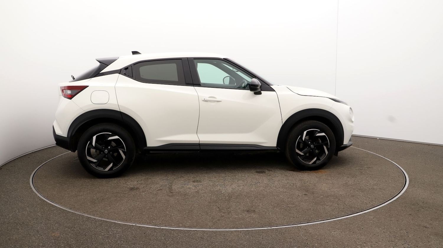 Used Nissan Juke 2023 for sale - 76853595: Photo 44