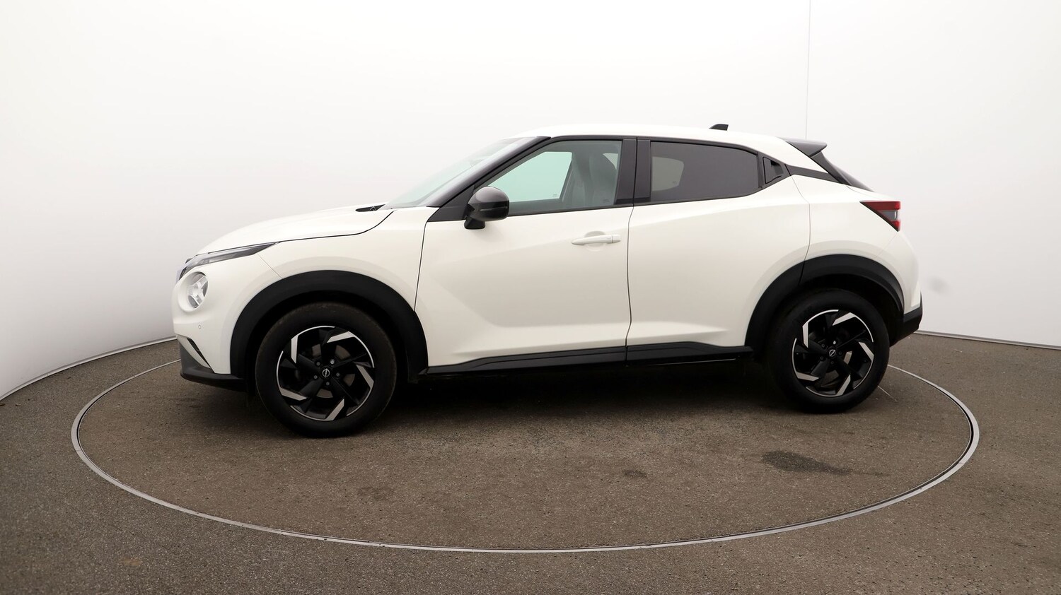 Used Nissan Juke 2023 for sale - 76853595: Photo 59