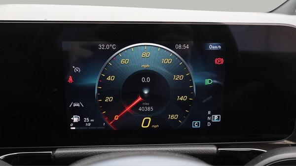 Used Mercedes-Benz GLA 2021 for sale - 76269732: Photo 11