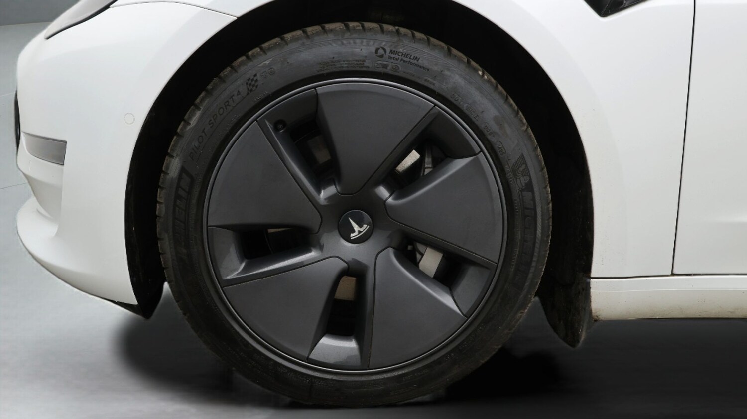 Used Tesla Model 3 2021 for sale - 77126027: Photo 18