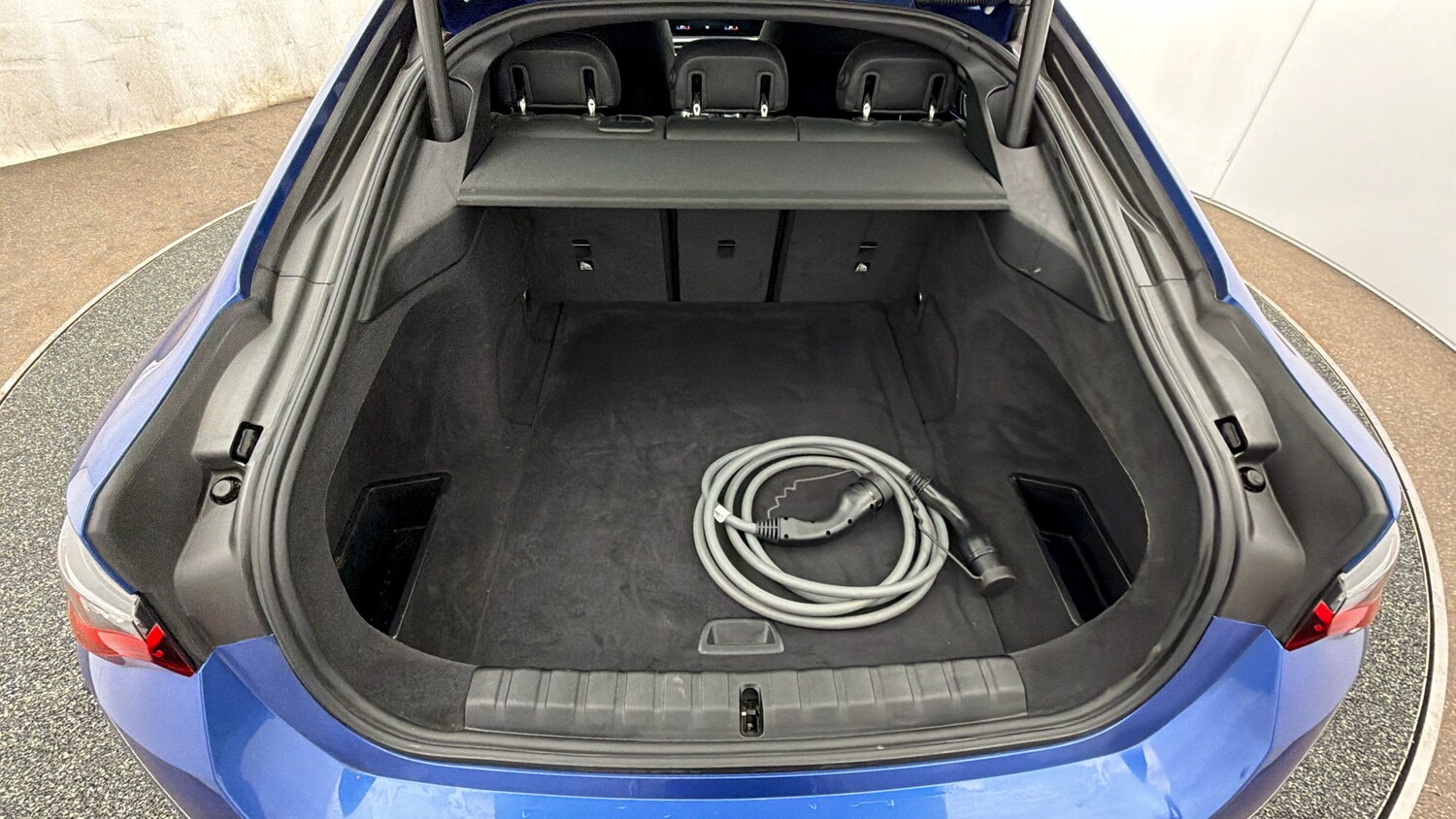 Used BMW i4 2022 for sale - 78213332: Photo 21