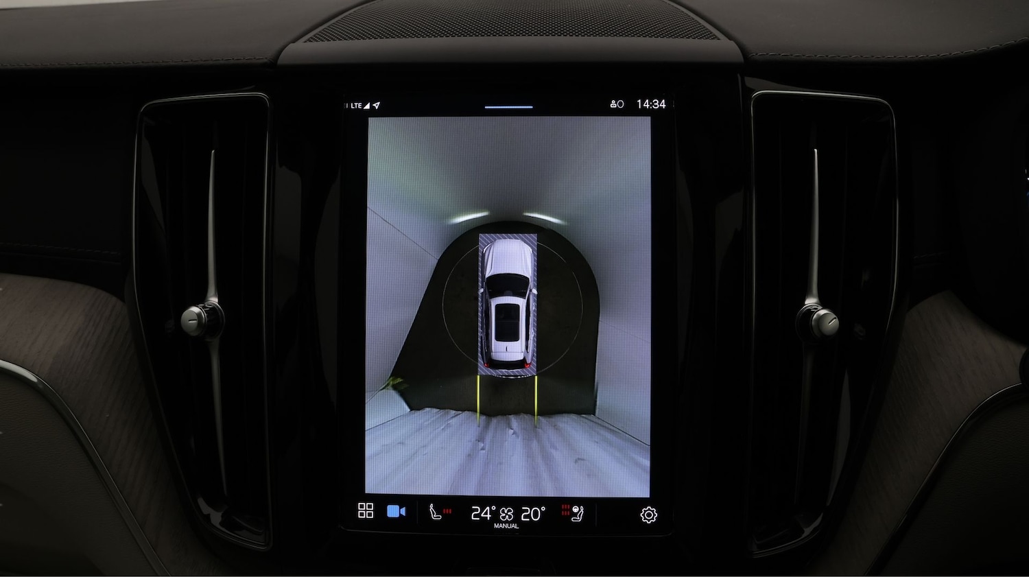 Used Volvo XC60 2022 for sale - 78143784: Photo 24