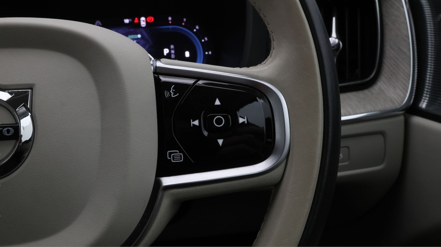 Used Volvo XC60 2022 for sale - 78143784: Photo 27