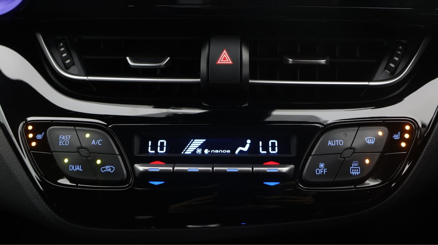 Used Toyota C-HR 2020 for sale - 77629177: Photo 12