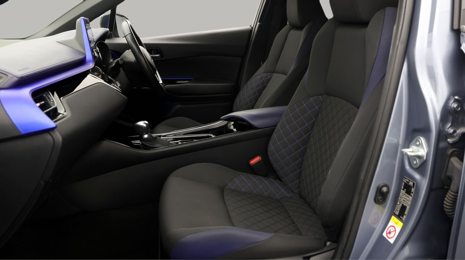 Used Toyota C-HR 2020 for sale - 77629177: Photo 14