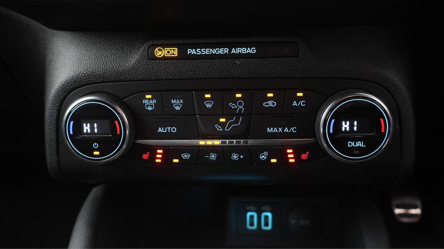 Used Ford Focus 2021 for sale - 76388671: Photo 13