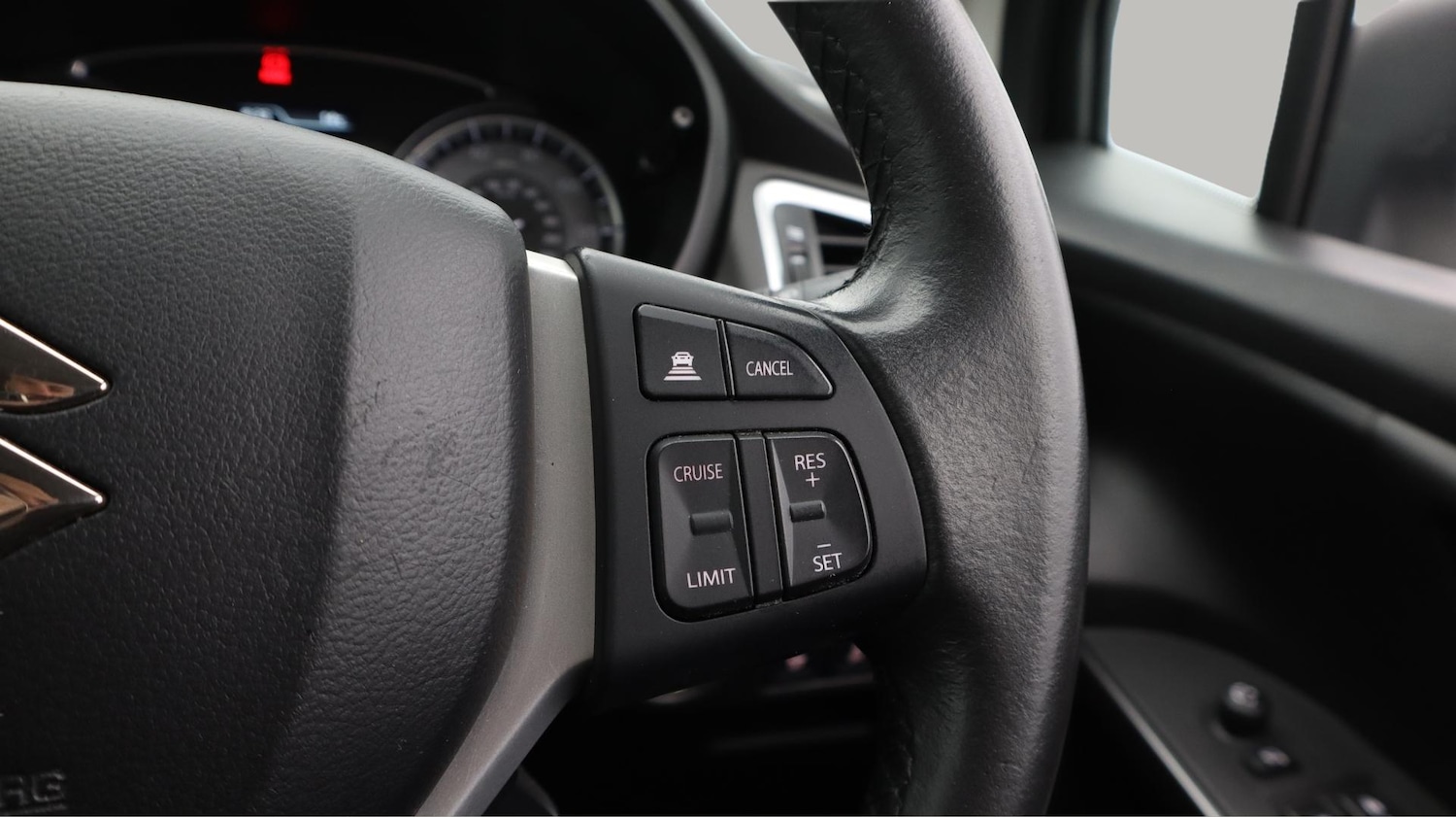 Used Suzuki SX4 S-Cross 2023 for sale - 76099480: Photo 26