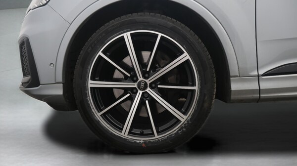 Used Audi Q7 2023 for sale - 76246707: Photo 19