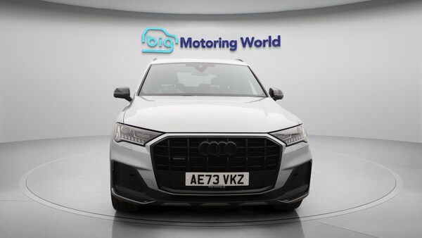 Used Audi Q7 2023 for sale - 76246707: Photo 3