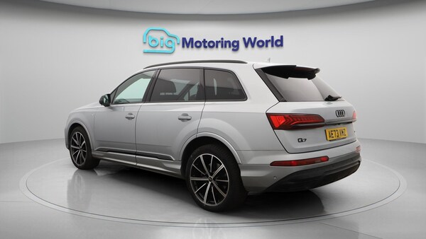Used Audi Q7 2023 for sale - 76246707: Photo 6
