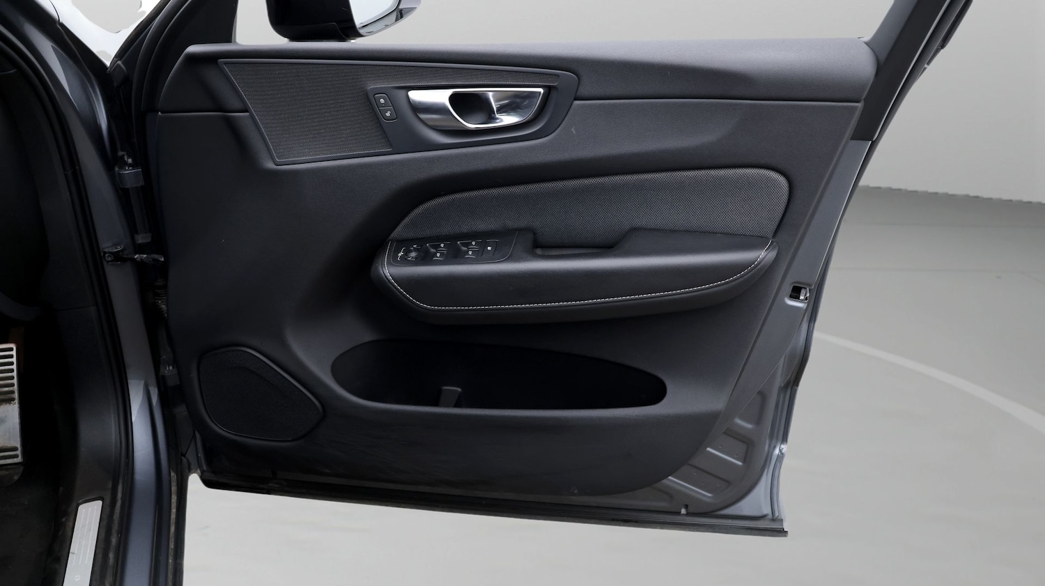 Used Volvo XC60 2021 for sale - 77410794: Photo 15