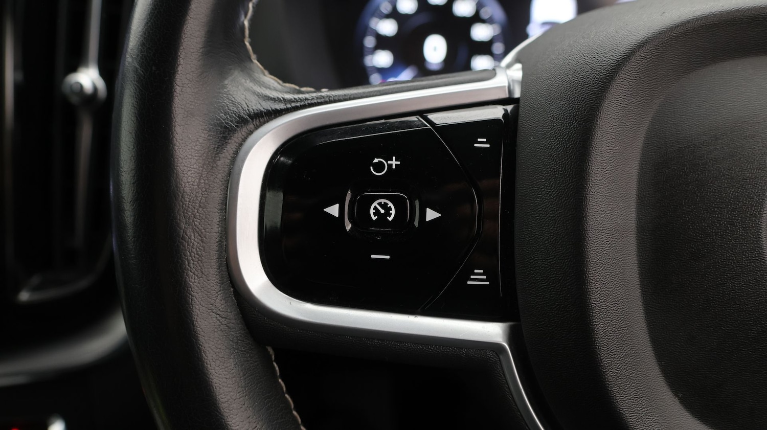 Used Volvo XC60 2021 for sale - 77410794: Photo 23