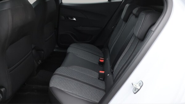 Used Peugeot 2008 2024 for sale - 75697274: Photo 17