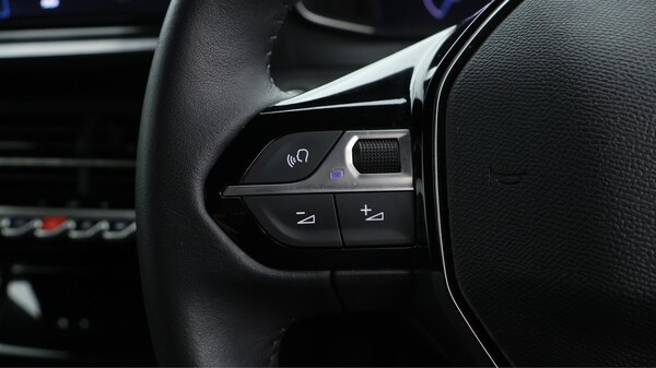 Used Peugeot 2008 2024 for sale - 75697274: Photo 24
