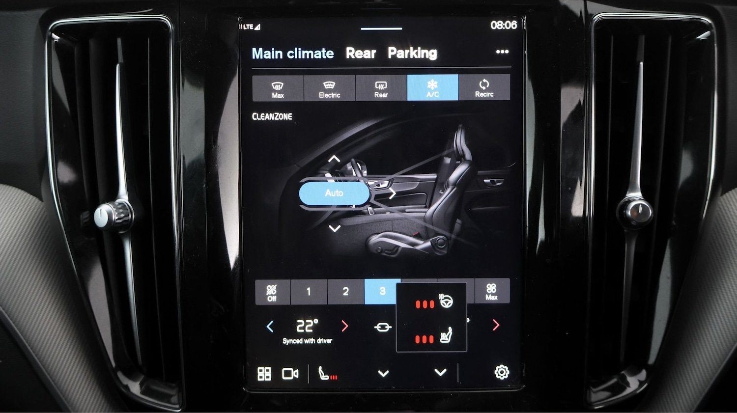 Used Volvo XC60 2023 for sale - 77816901: Photo 11