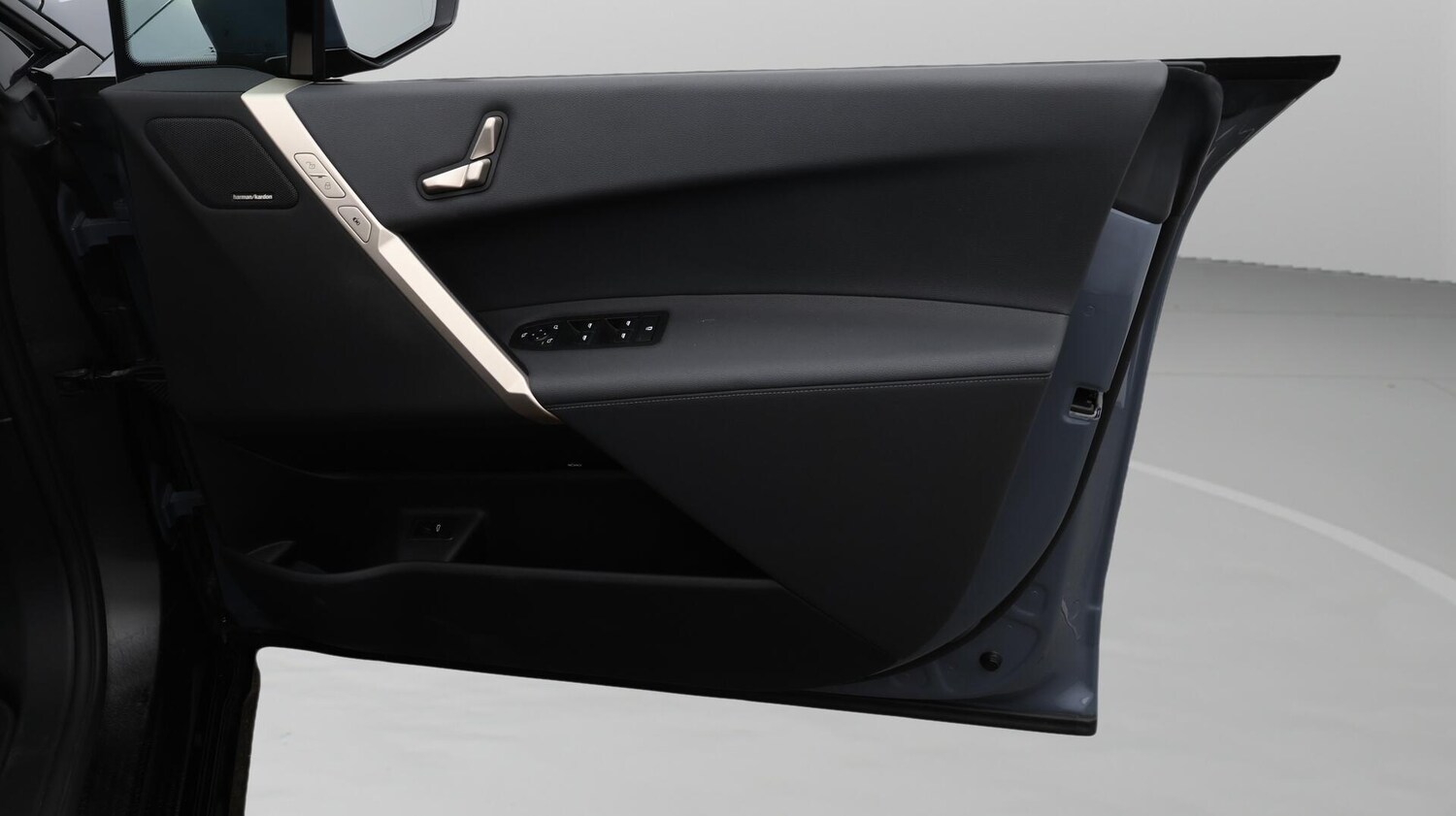 Used BMW iX 2022 for sale - 76608378: Photo 16