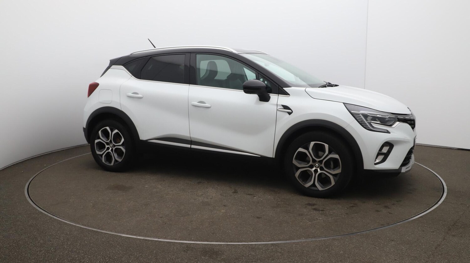 Used Renault Captur 2022 for sale - 76042818: Photo 45