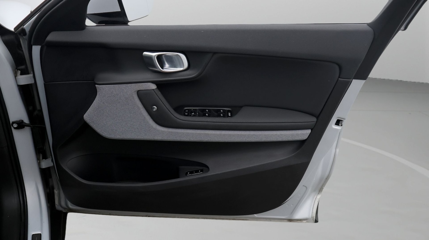 Used Polestar Polestar 2 2023 for sale - 77370780: Photo 15