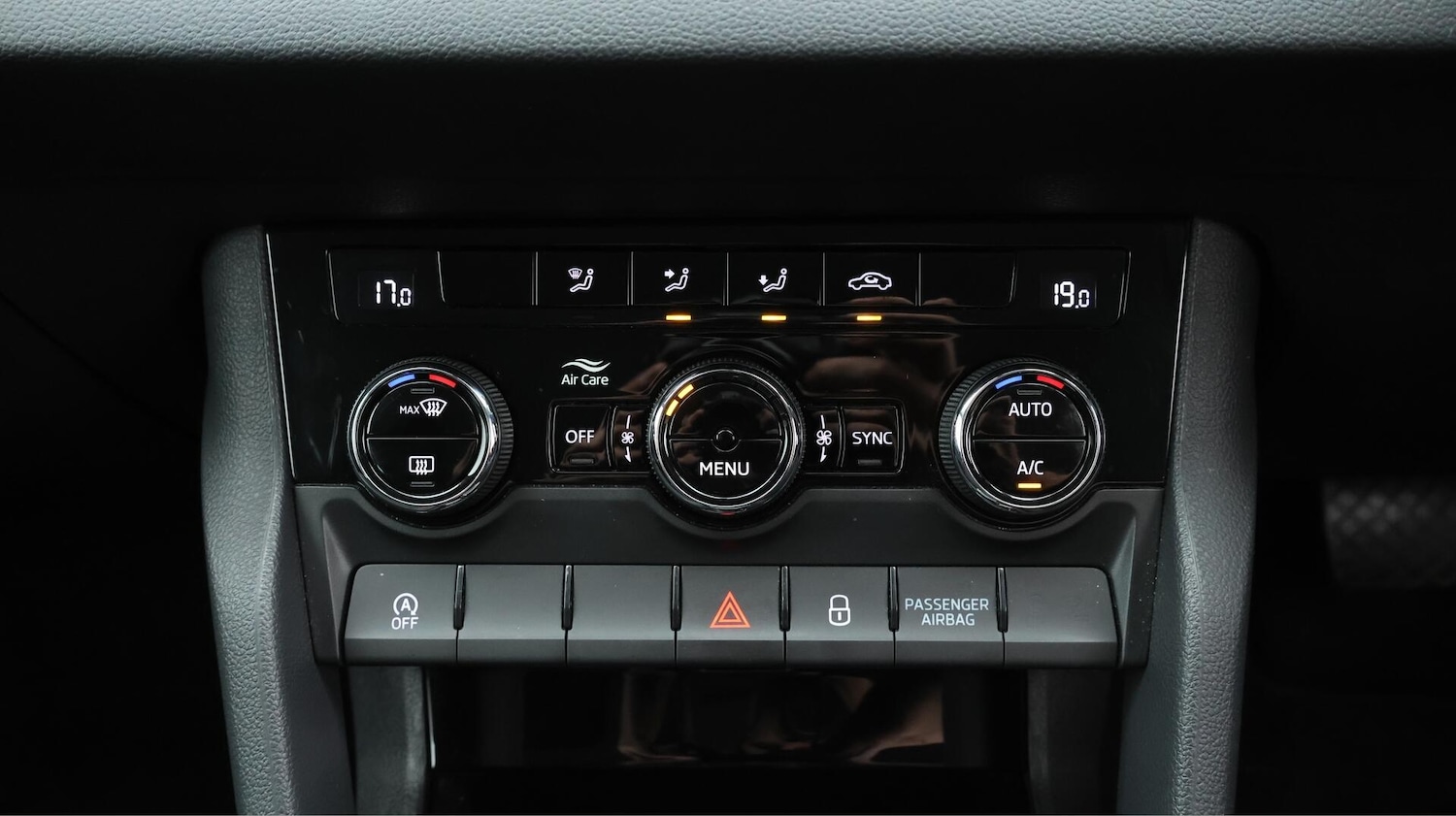 Used Skoda Karoq 2022 for sale - 76099341: Photo 13