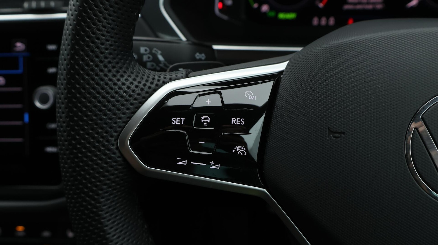 Used Volkswagen Tiguan 2023 for sale - 76619664: Photo 24