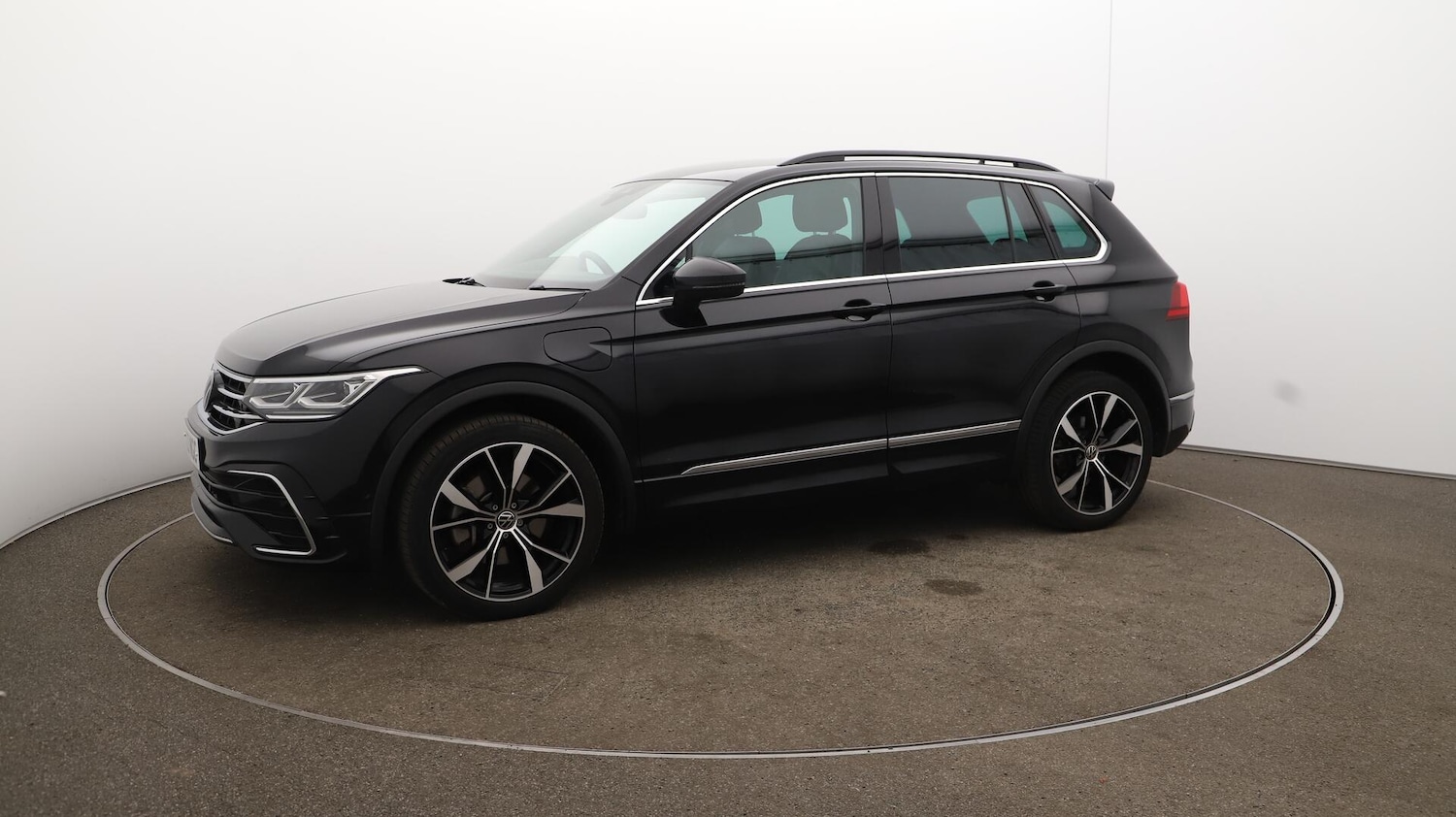 Used Volkswagen Tiguan 2023 for sale - 76619664: Photo 68