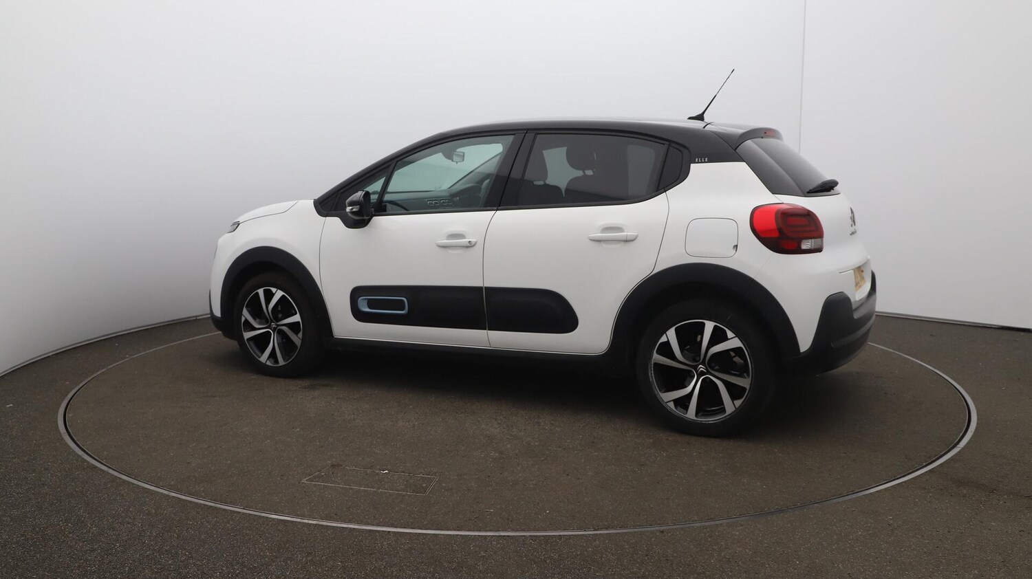 Vehicle 47