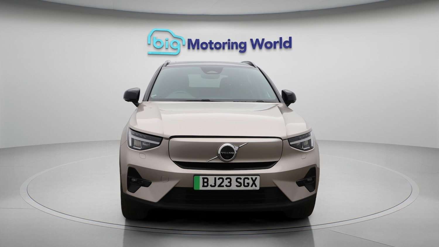 Used Volvo XC40 2023 for sale - 76780678: Photo 3