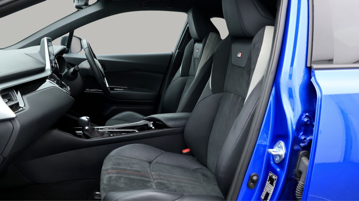 Used Toyota C-HR 2022 for sale - 77271157: Photo 14