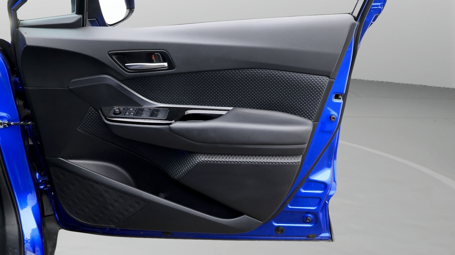 Used Toyota C-HR 2022 for sale - 77271157: Photo 15