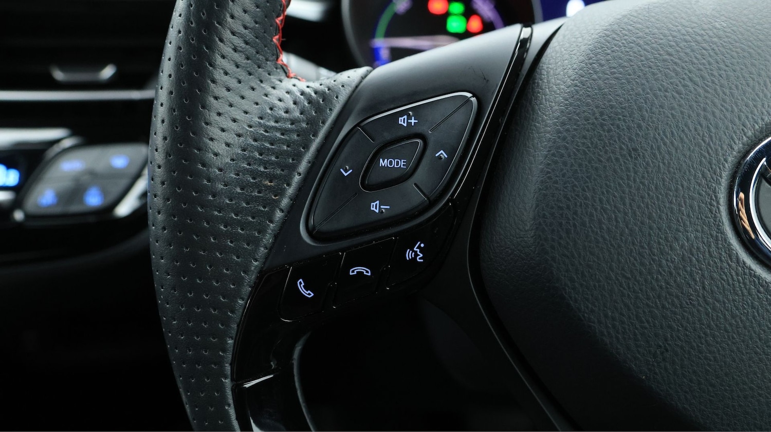 Used Toyota C-HR 2022 for sale - 77271157: Photo 24