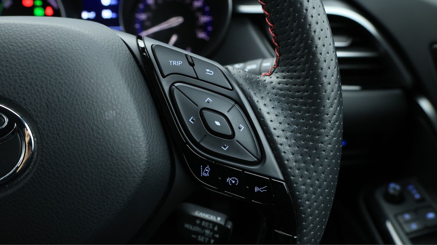 Used Toyota C-HR 2022 for sale - 77271157: Photo 25