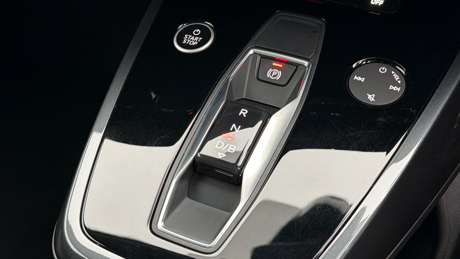 Used Audi Q4 e-tron 2023 for sale - 78016038: Photo 25